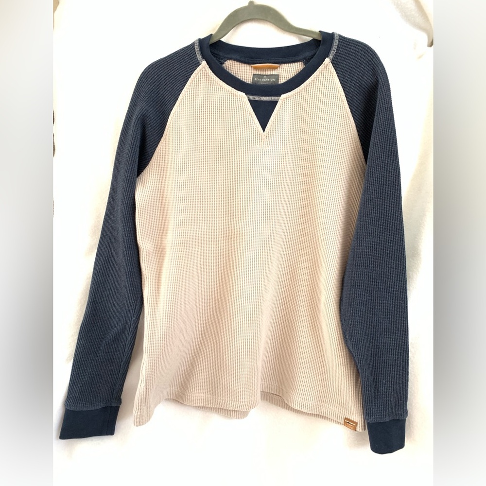L.L. Bean Signature Waffle Henley Navy and Cream Long Sleeve 100% Thick Cotton.